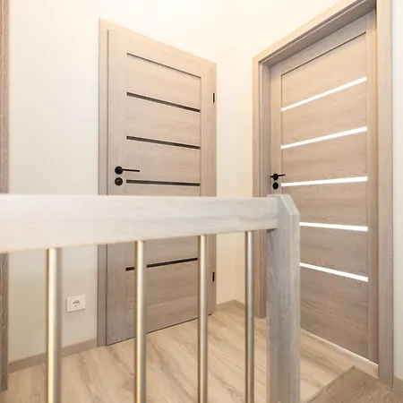 Apartment Cohost I 2bd Family Witerrace